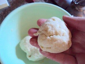 Panini all'Olio Ripieni con Salsiccia e Cavolfiore