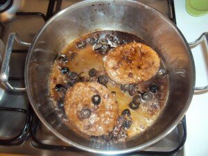 Ricette Hamburger Hamburger di Carne Bianca con Olive e Aceto Balsamico‏ (5)